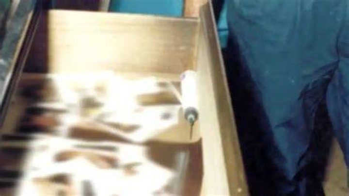 A Graphic Look Inside Jeffrey Dahmer Dresser Drawer Photos And Videos